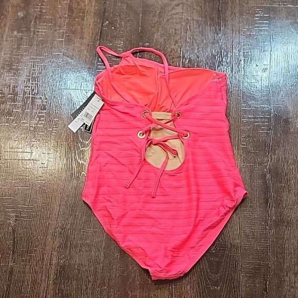 La Blanca Linea Costa Back One-Shoulder Coral Color One-piece Swimsuit - Picture 6 of 15